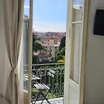 Virginia 3*