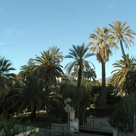 Virginia 3* Bordighera